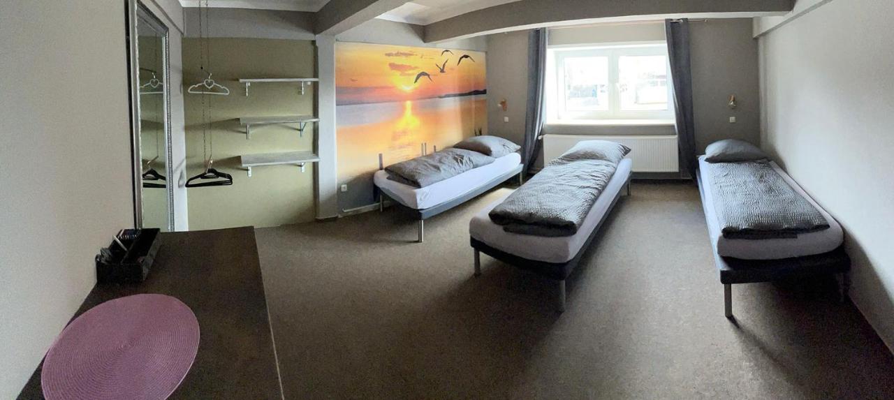 Hostel Fehmarn Mehrbett-Zimmer Esterno foto